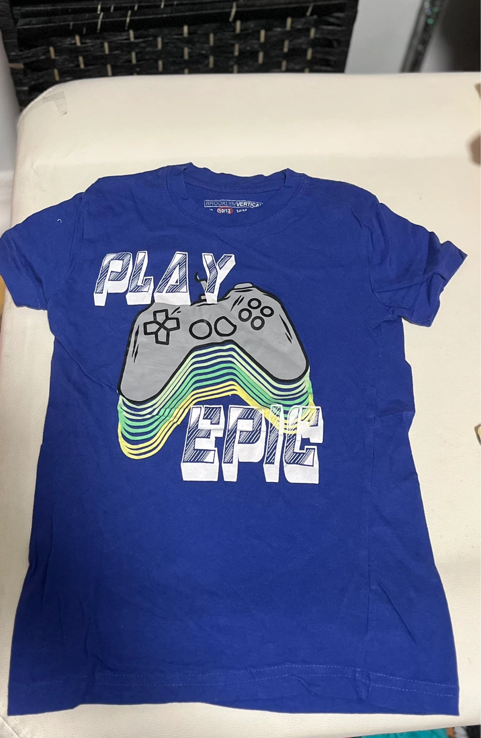 T-Shirt Boys Size 10/12 ,