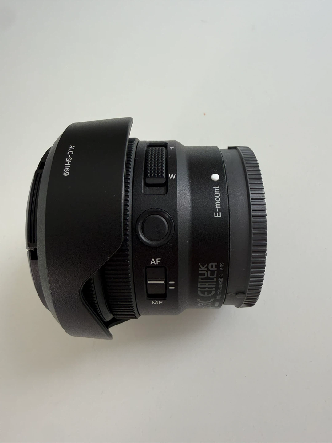 Sony E 4/PZ 10-20 G Lens - photo 2