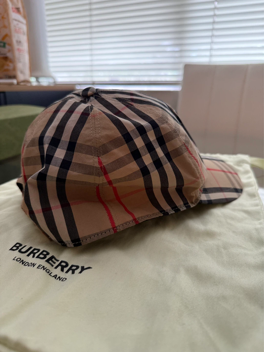 Burberry Baseball Cap - photo 5