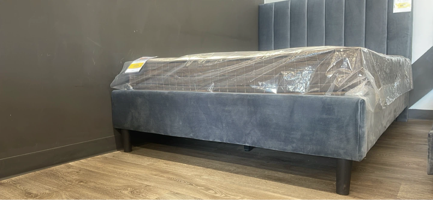FLOOR MODEL FOR SALE!!  DOUBLE MATTRESS AND BED FRAME - photo 4