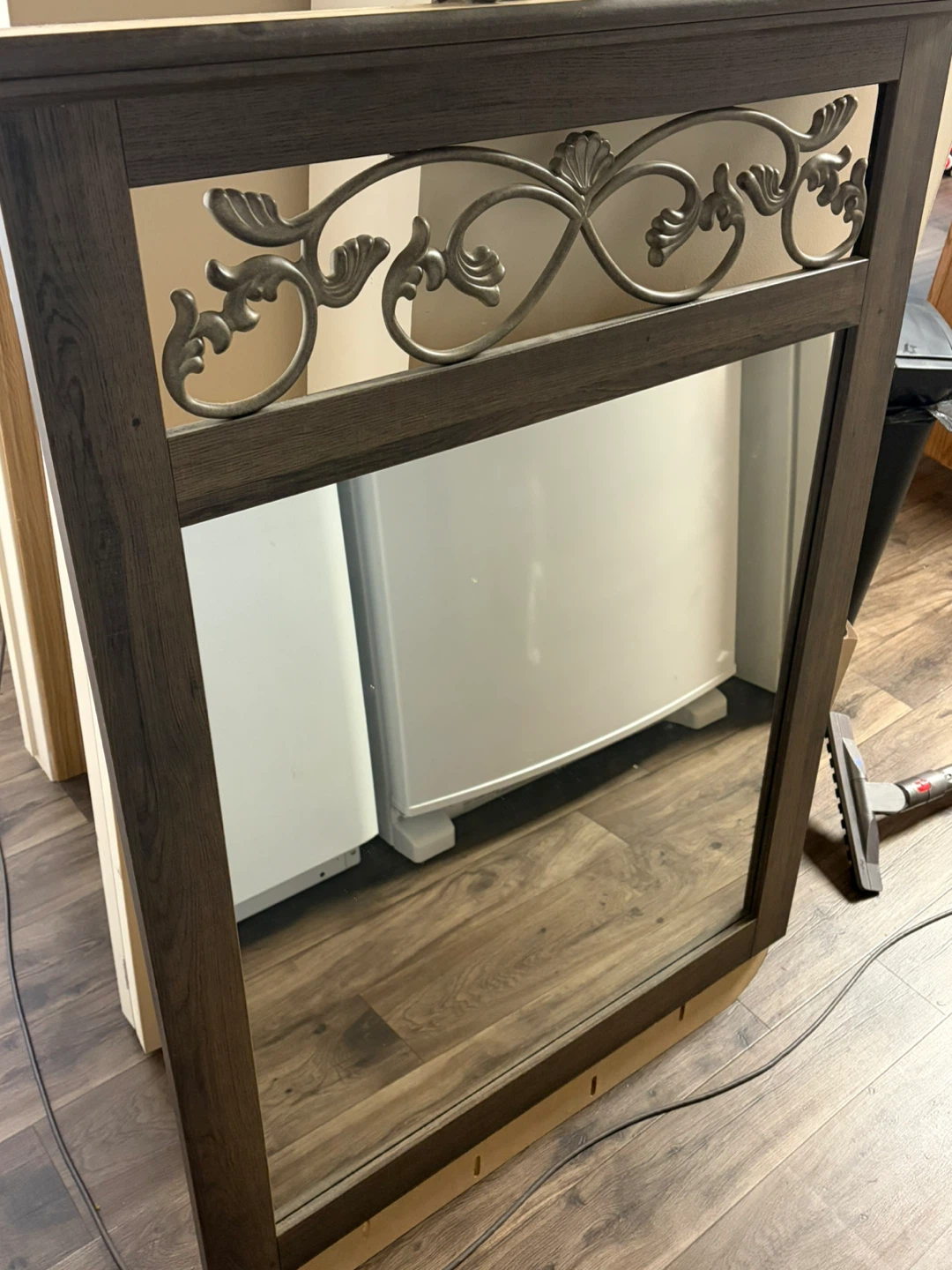 Queen Head/footboard mirror with Metal Scrollwork