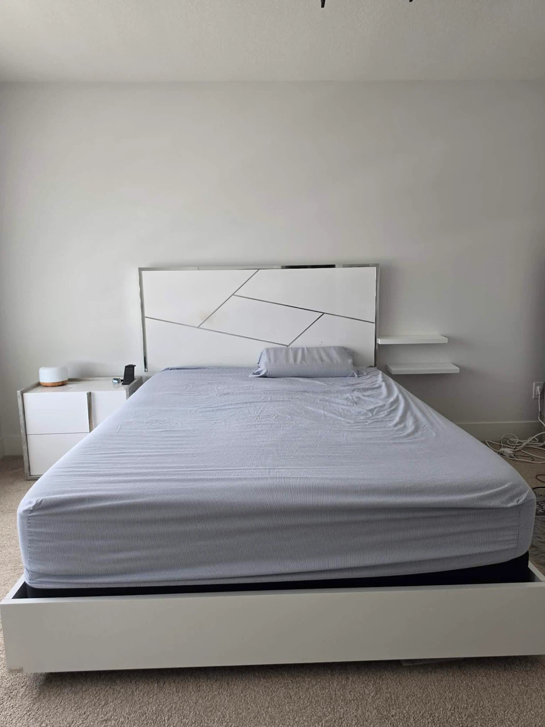 Modern White Platform Bed Frame with Geometric Headboard