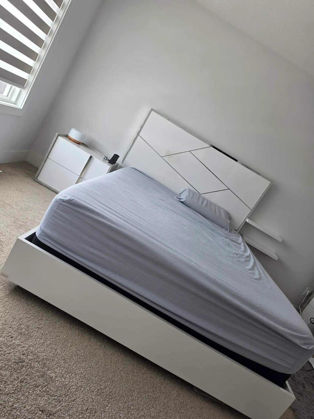 Modern White Platform Bed Frame with Geometric Headboard - photo 2