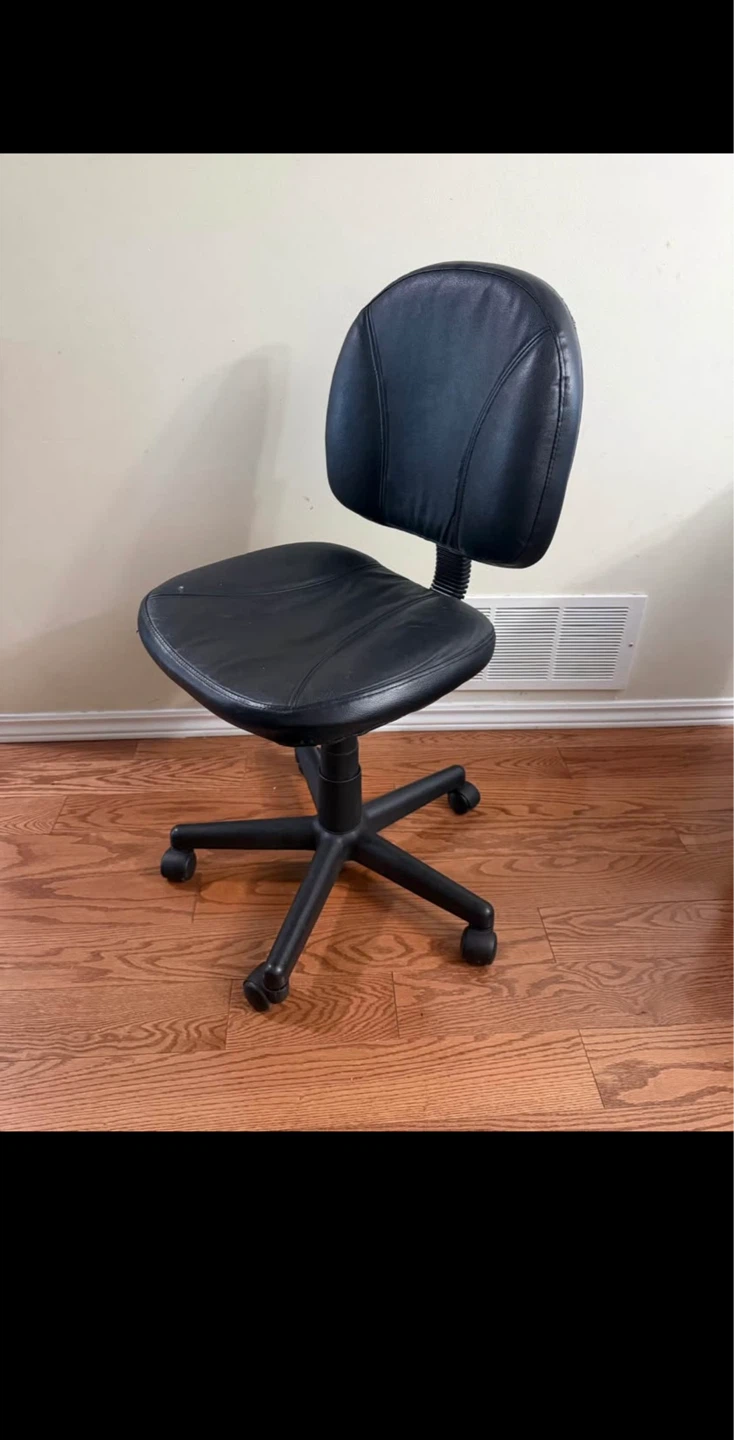 Comfortable Soft Desk/Office Chair - photo 3