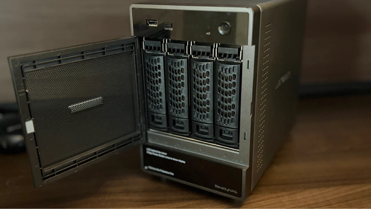 NETGEAR ReadyNAS Ultra 4-Bay NAS Storage - photo 3