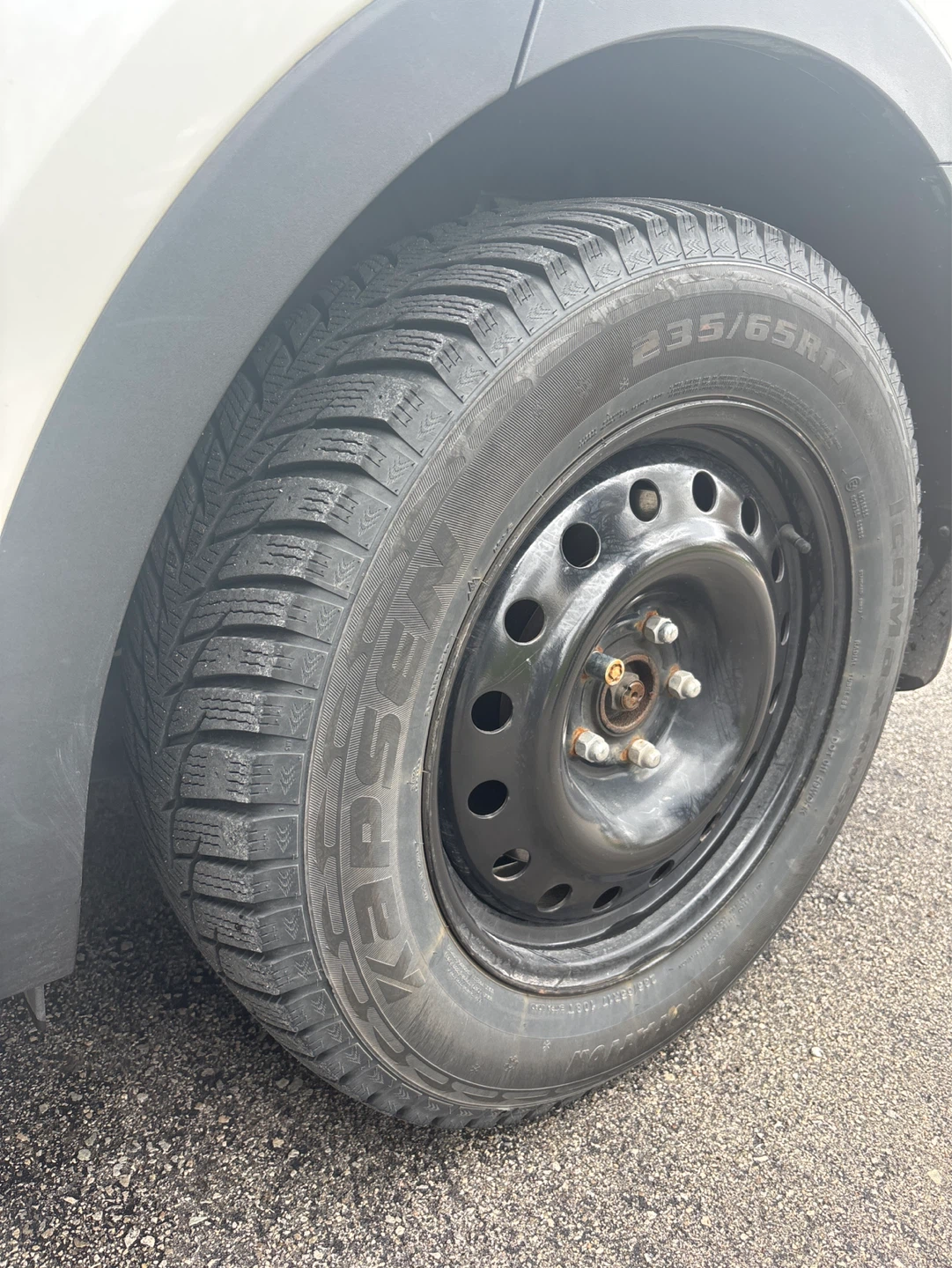 Kapsen Winter Tires with Rims - 235/65R17 - photo 2