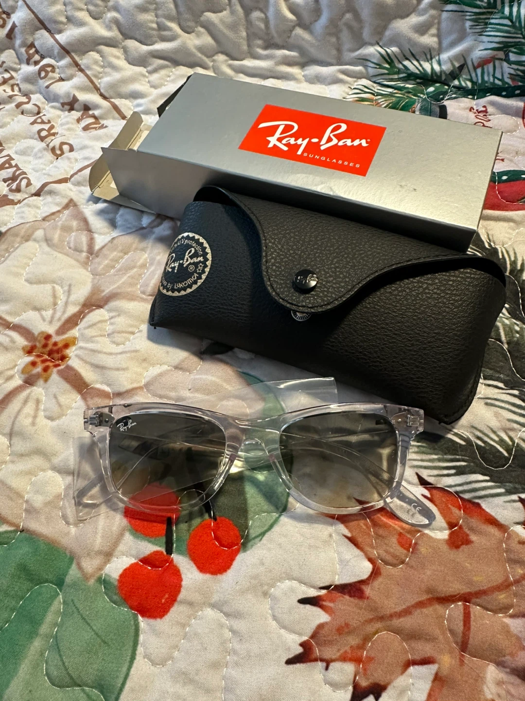 Ray-Ban RB4640 Transpa Neutral Sunglasses