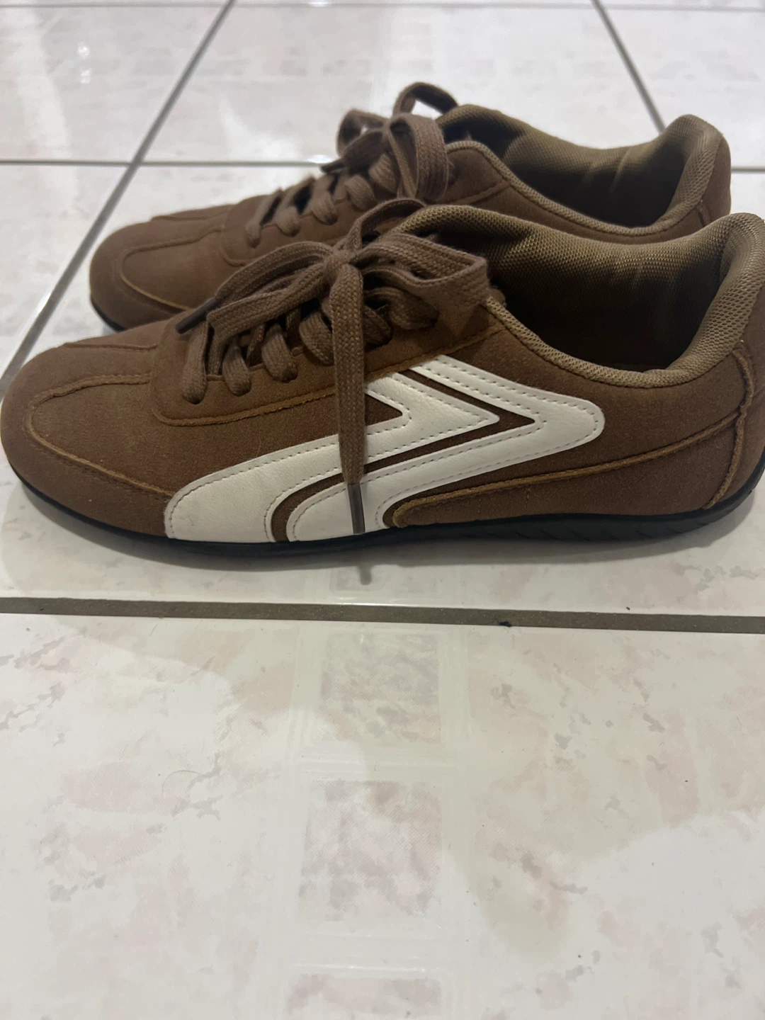 Brown Suede Sneakers Size 8 - photo 4