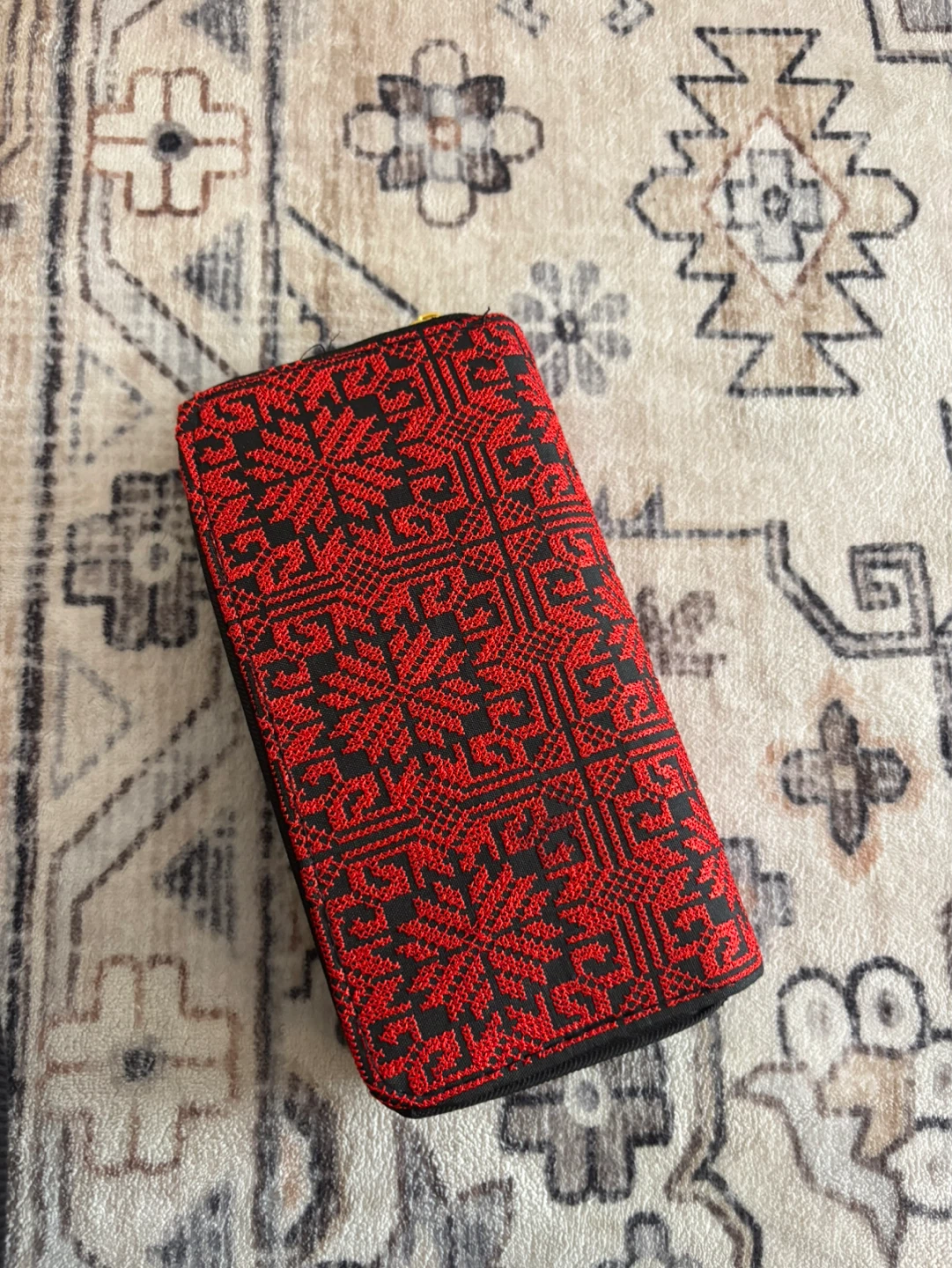 Palestinian Embroidered Zip-Around Wallet Red Black - photo 2