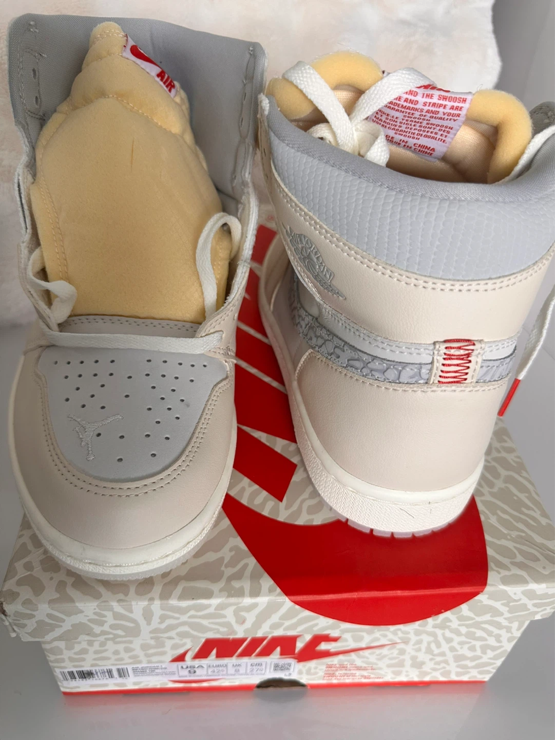 Jordan 1 Retro High OG SE Elephant Print Sneakers