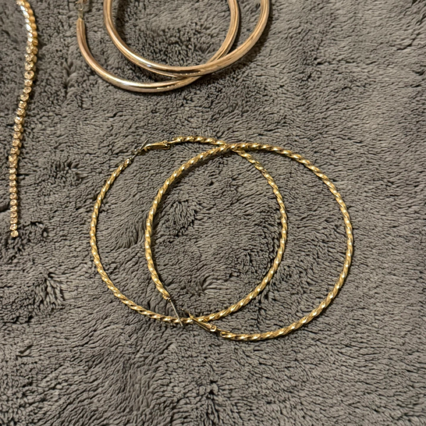 Assorted Gold Tone Earrings - photo 4