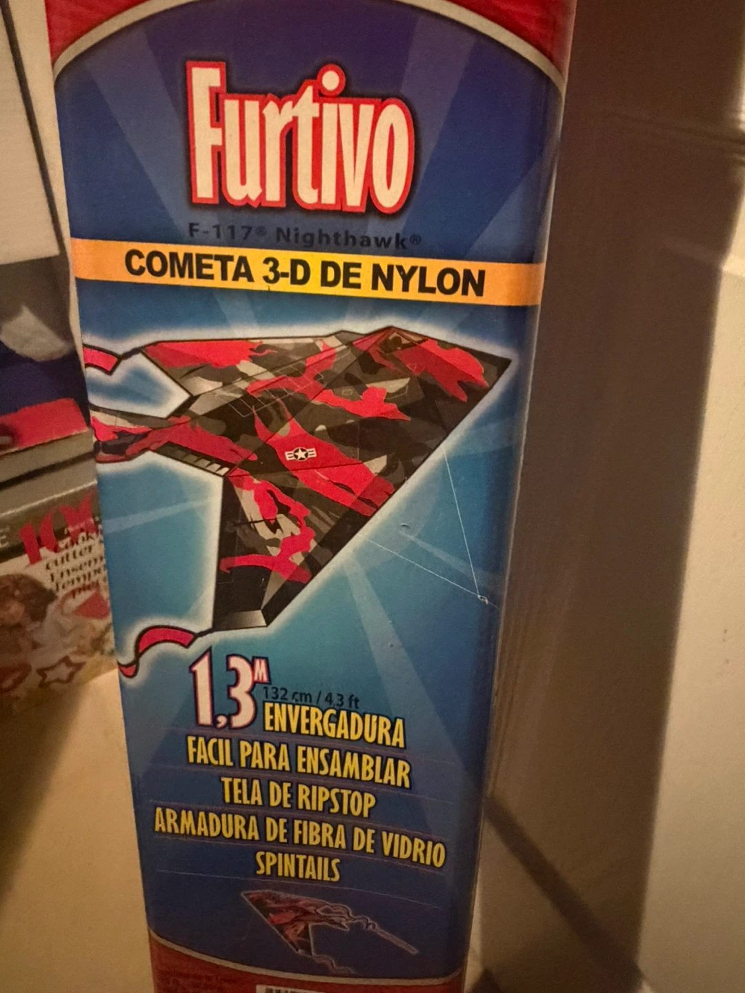 Furtivo F-117 Nighthawk Cometa 3-D Nylon Kite - photo 3