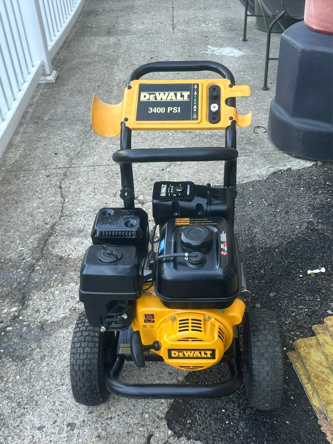 DeWalt 3400 PSI Gas Pressure Washer