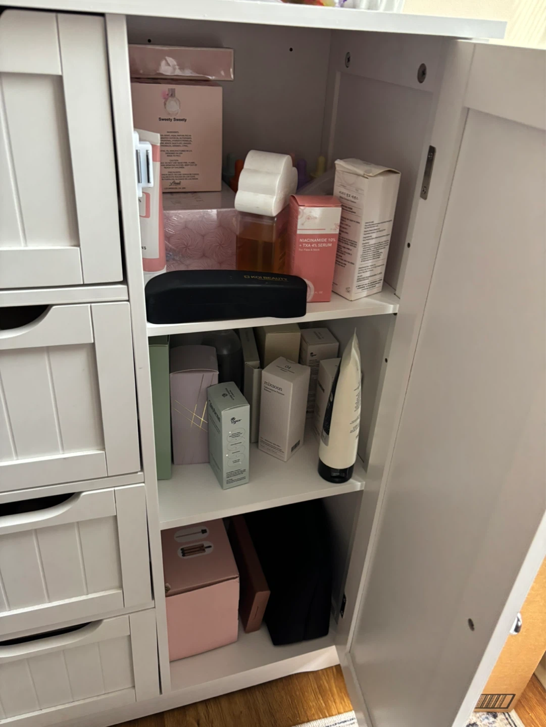 White Wooden storage Cabinet with Drawers and Door - photo 4