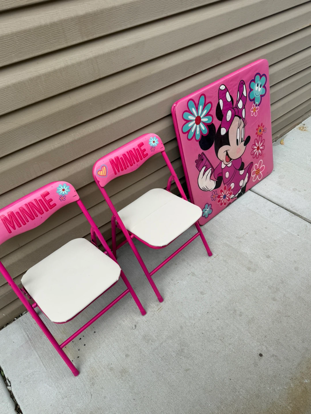 Minnie Mouse Folding Table and 2 Chairs Set - photo 3