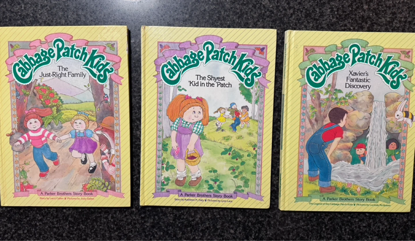 VINTAGE Cabbage Patch Kids Story Book