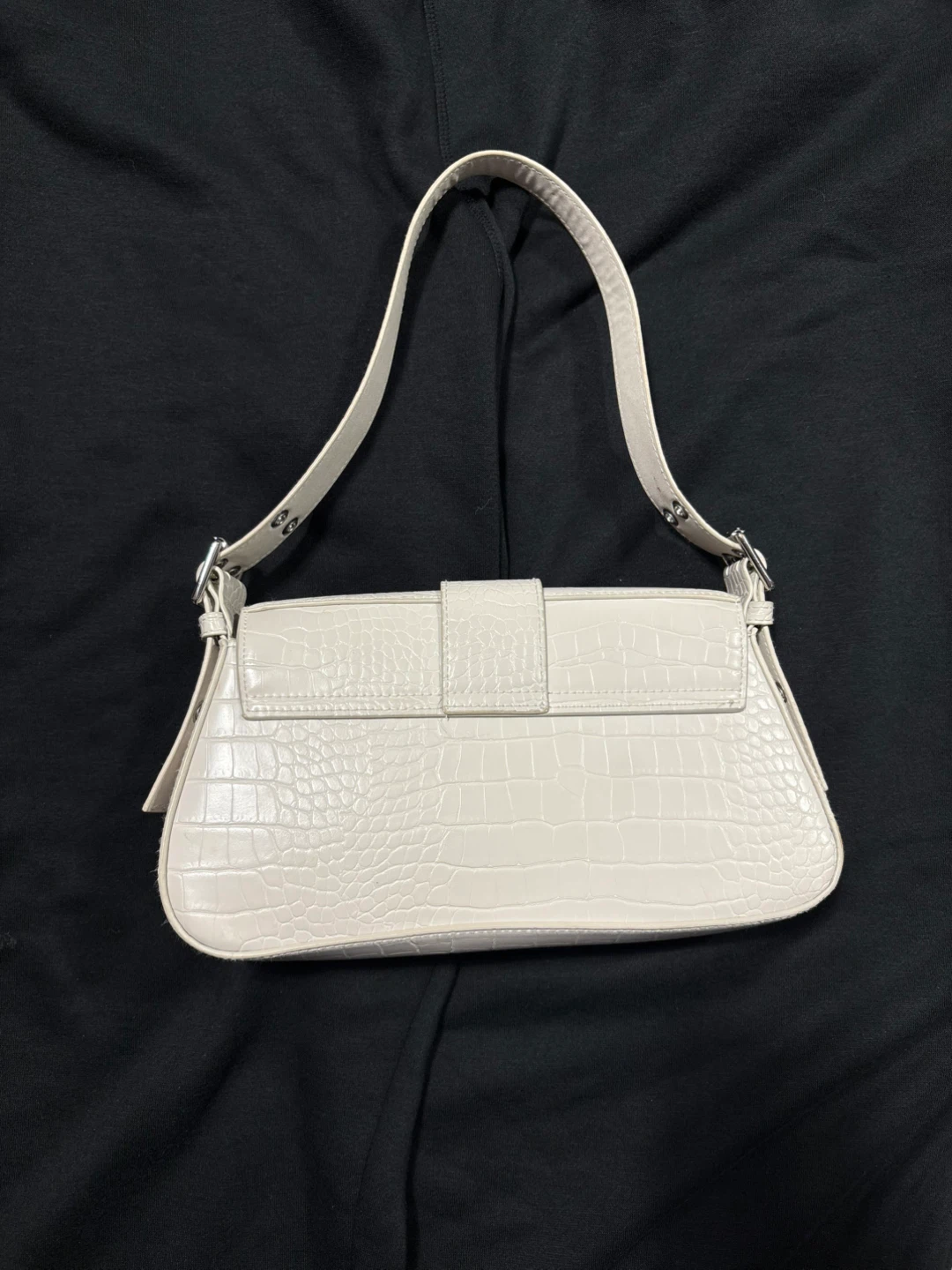 White Croc Embossed Shoulder Bag - photo 3