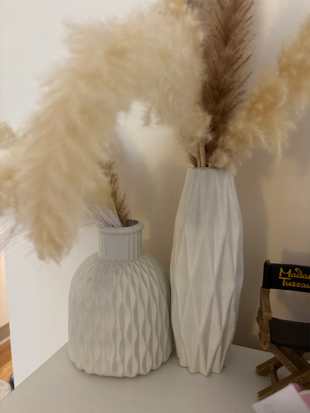 Set of 2 White Ceramic Vases