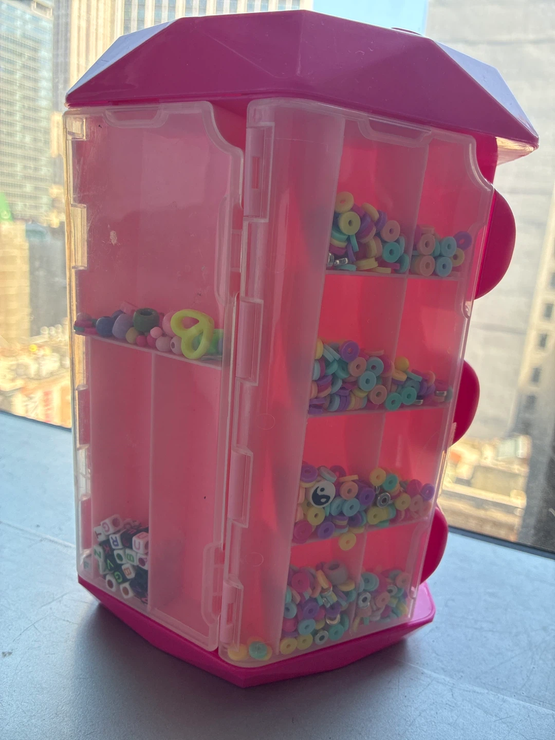 FREE Pink Craft Organizer with Beads and Loom Bands - photo 2