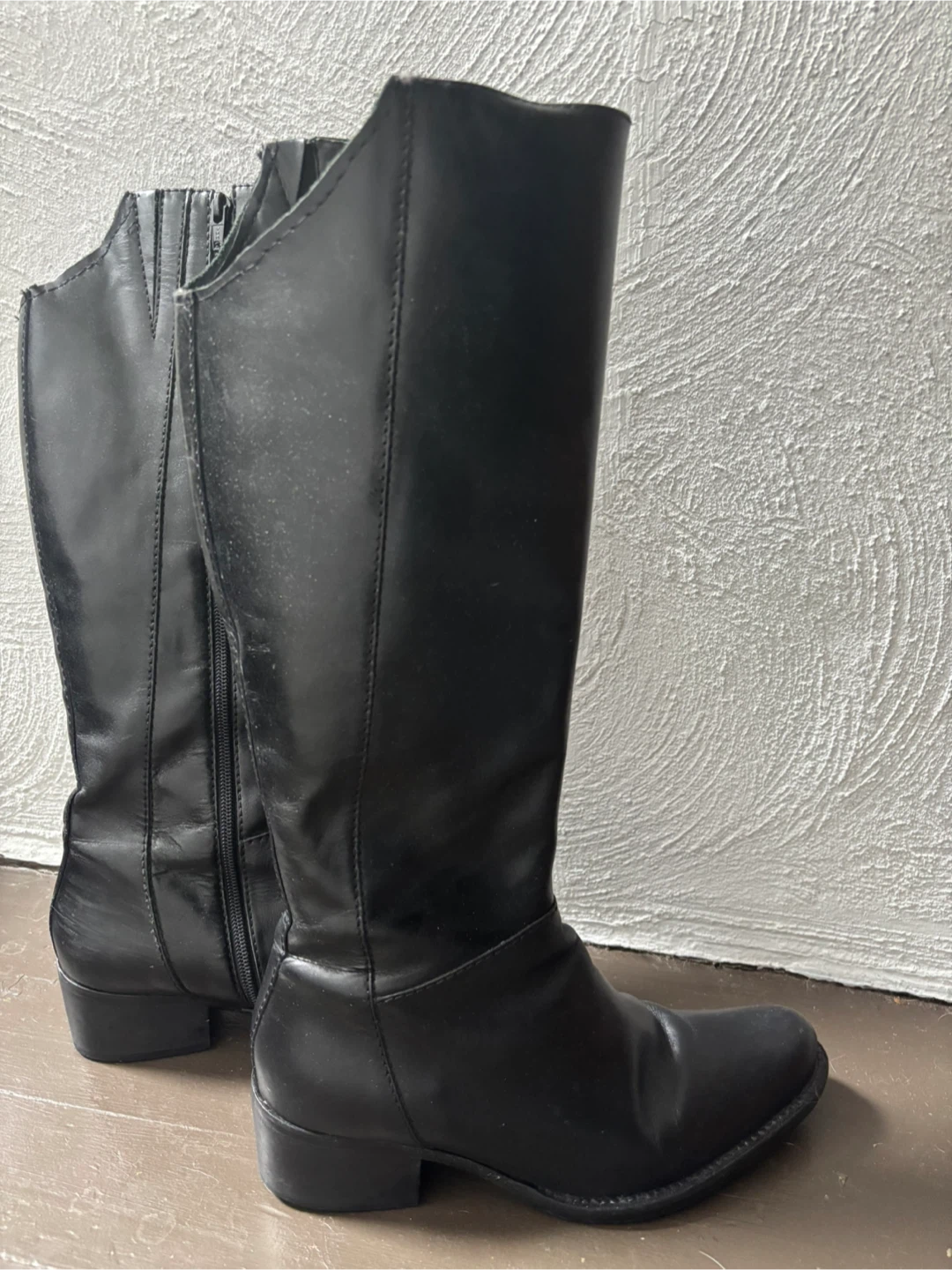 Western Riding boot size 8 1/2