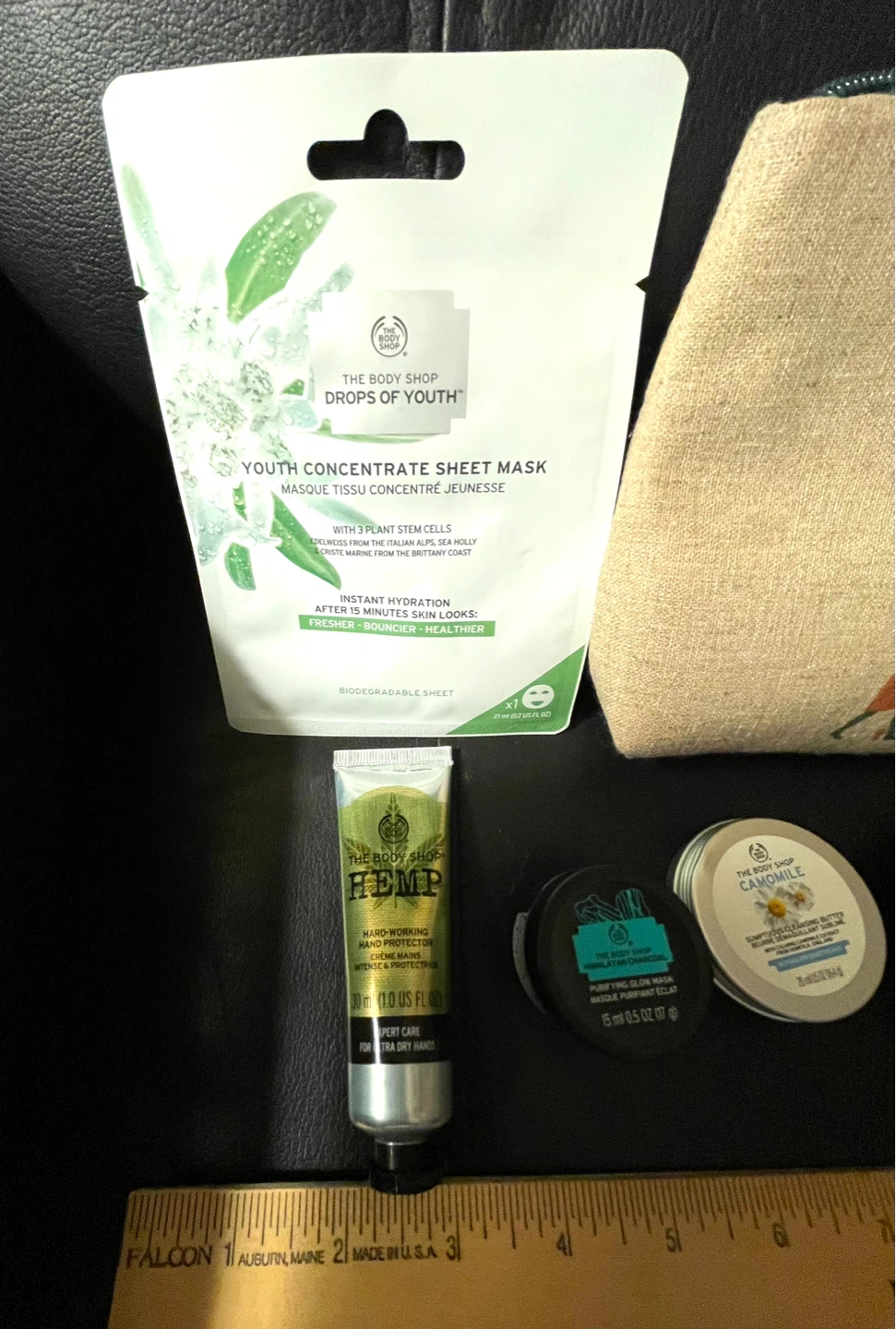 The Body Shop Skincare Set with Pouch - photo 2