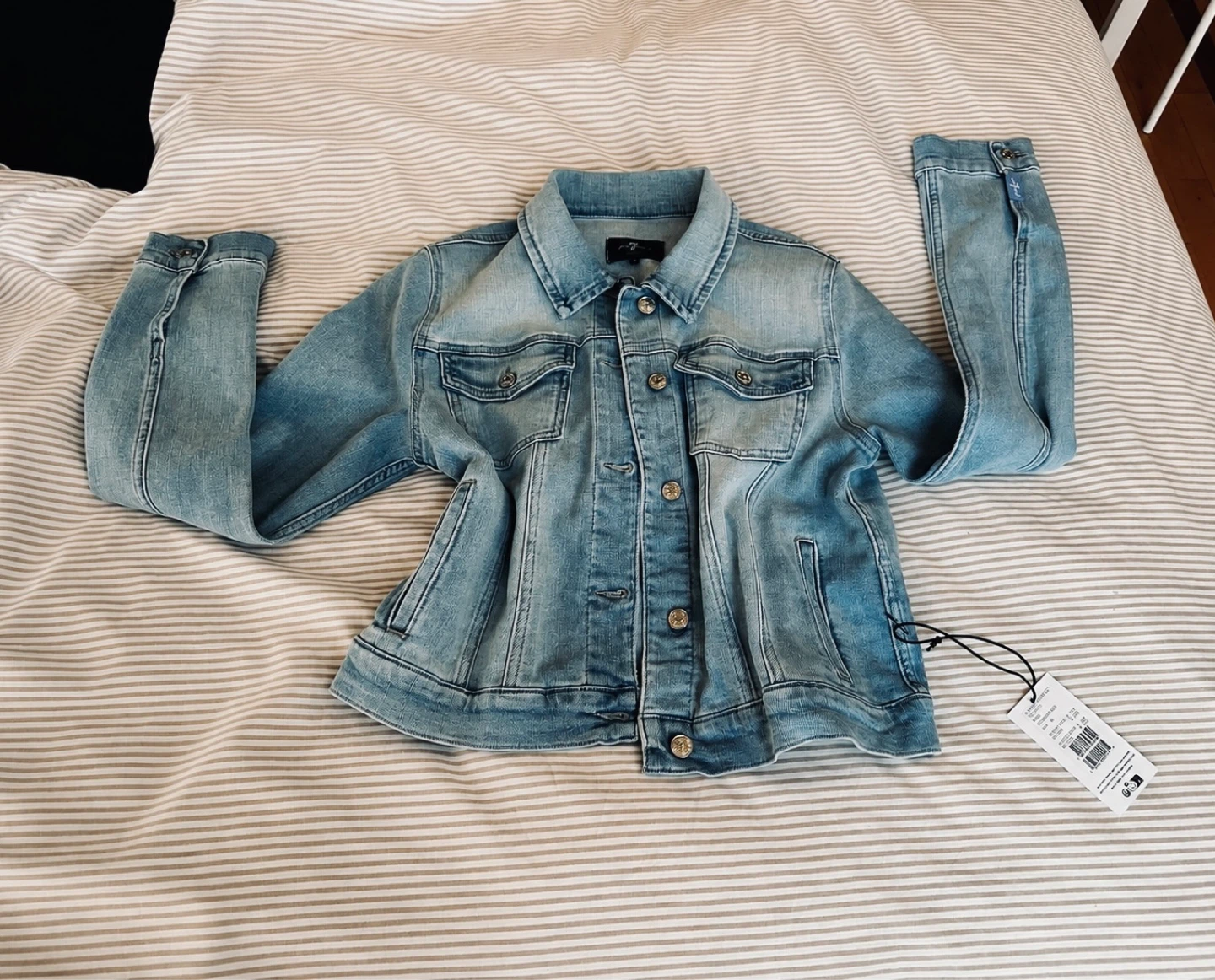 7 For All Mankind Classic Trucker Denim Jacket - photo 4
