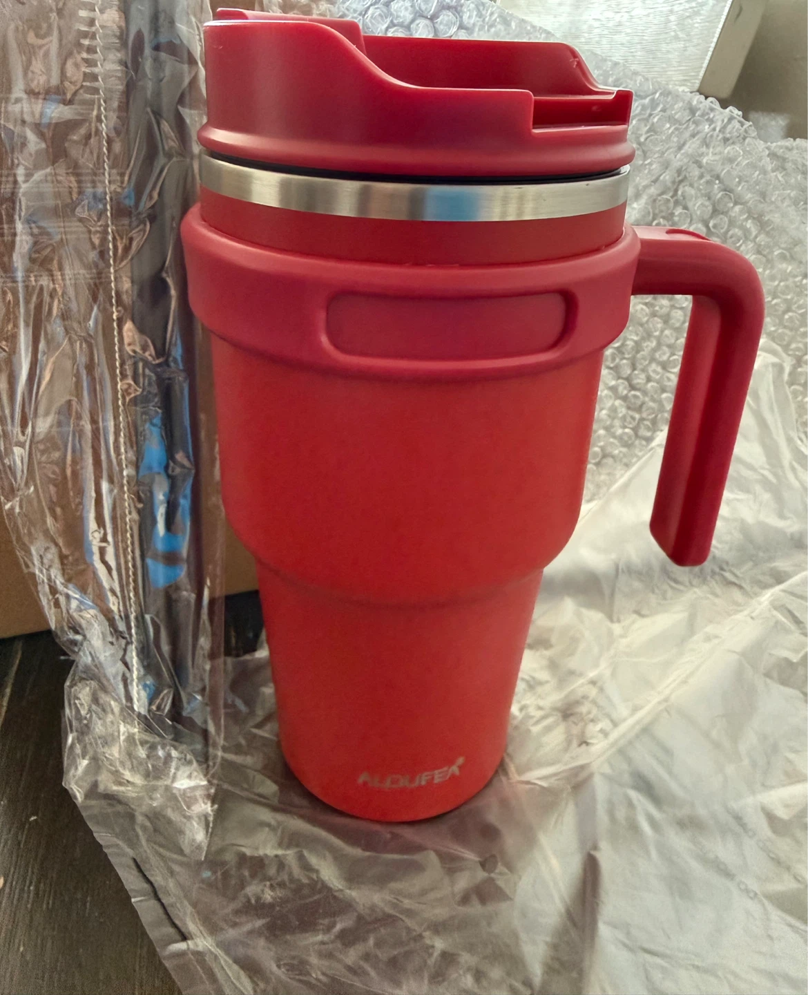 ALOUFEA Red 20oz Insulated Tumbler with Handle and Straw