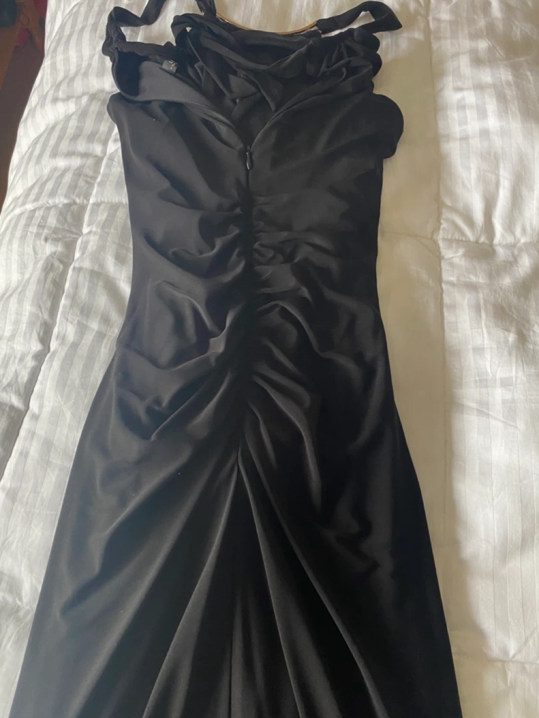 “Le Chateau” Black Evening Dress! - photo 5