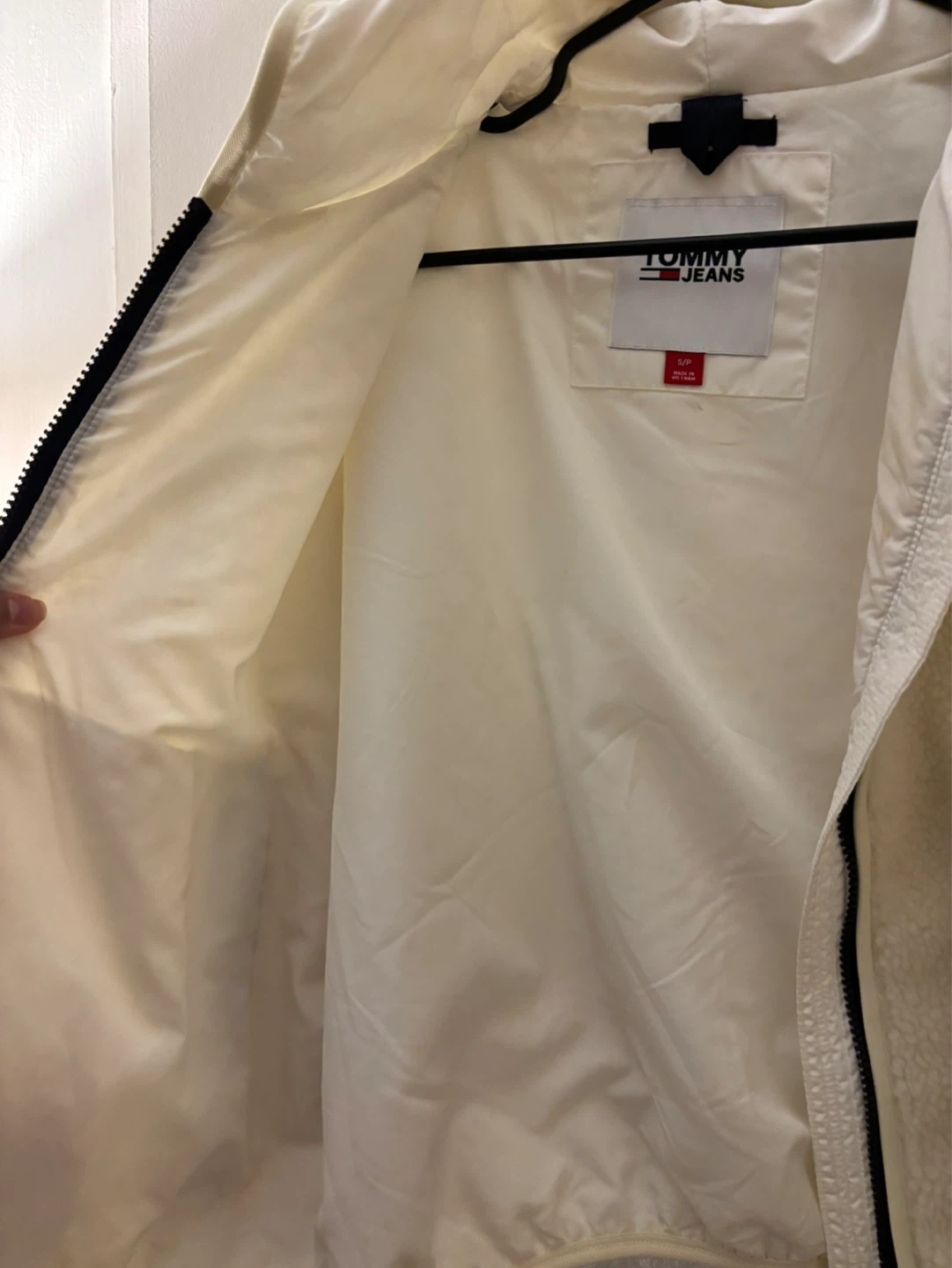 Tommy Jeans Cream Sherpa Fleece Jacket - photo 4