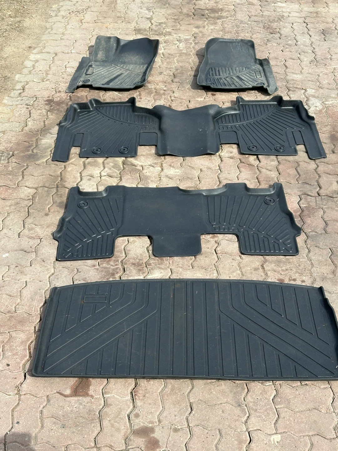 Weather Tec  Floor Mats 2022 grand Wagoneer - photo 2