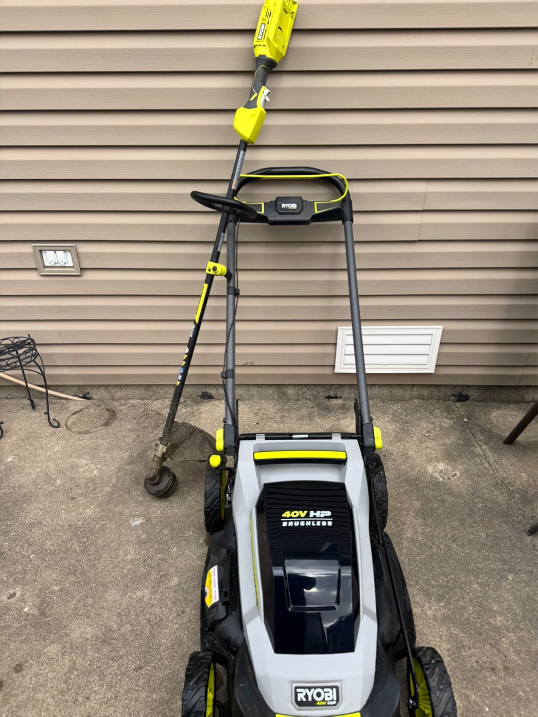 Ryobi 40V HP Brushless Push Lawn Mower and String Trimmer Combo - photo 5