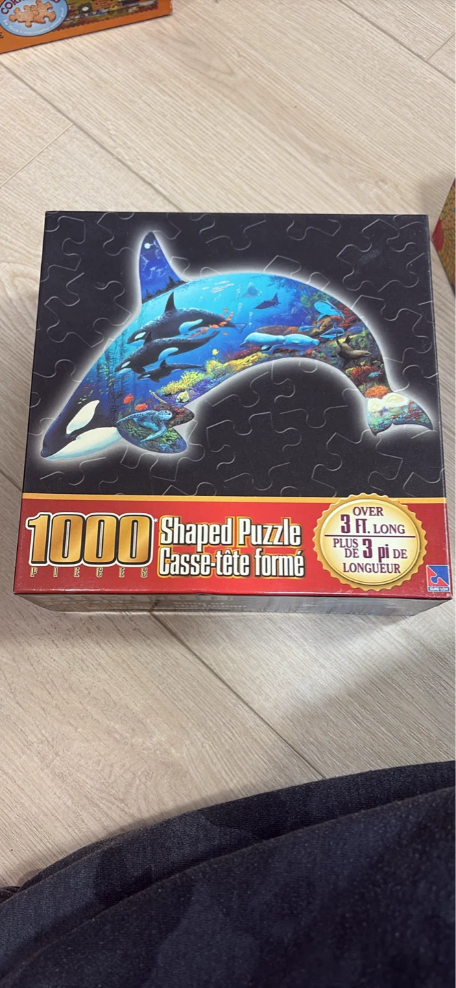 1000 Piece Orca Shaped Puzzle
