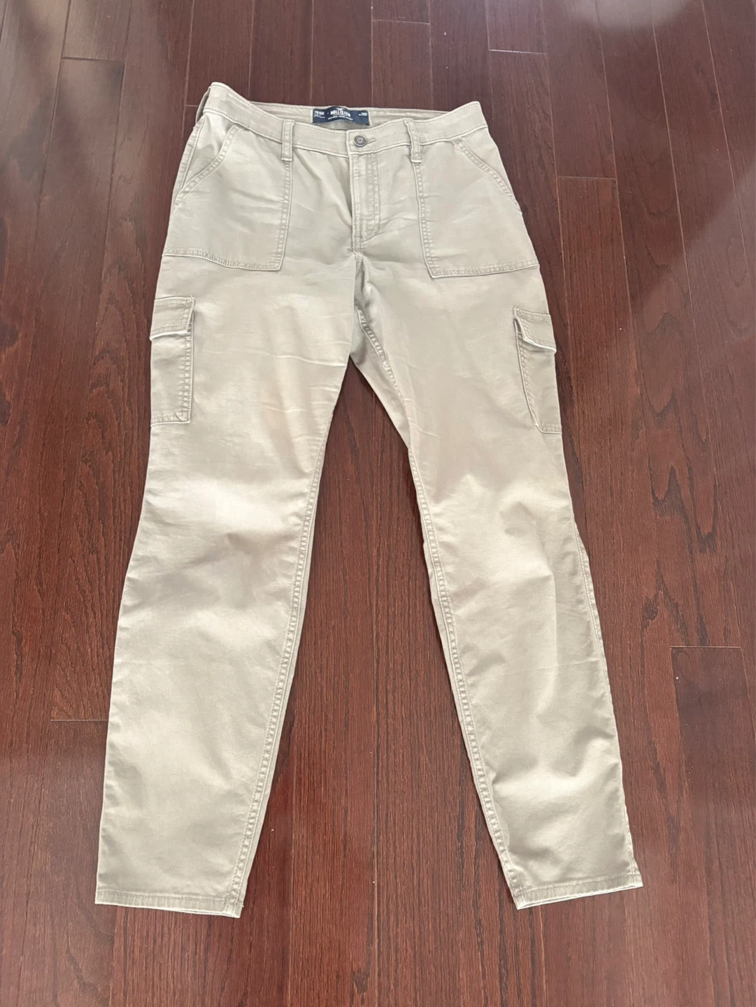 Hollister Women's Cargo Pants - Khaki
