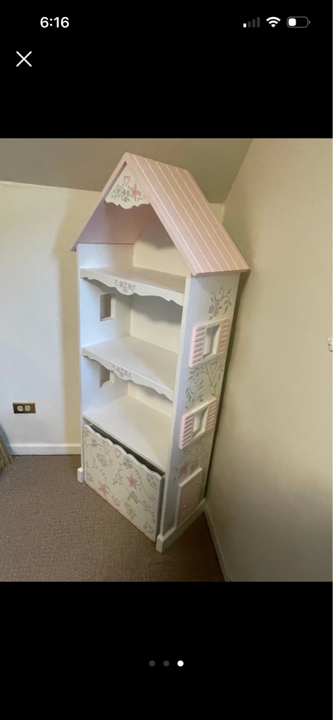 White Floral Bookshelf with Drawer - photo 3