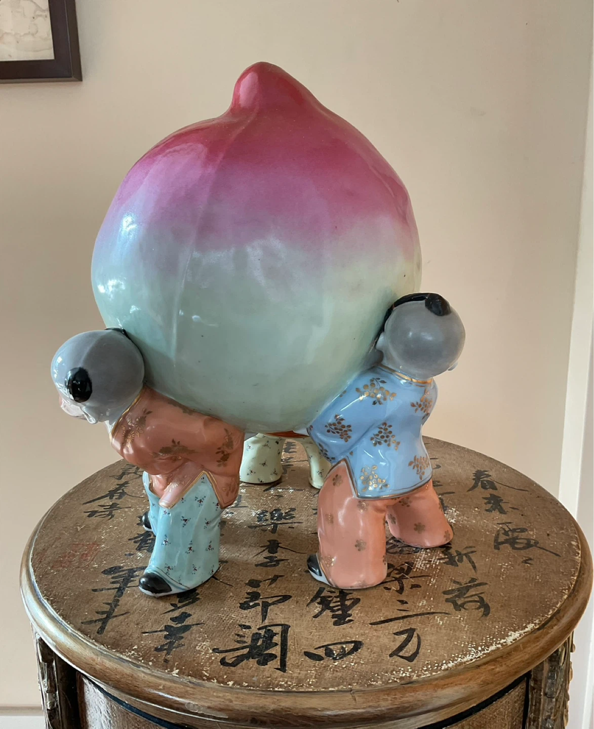Vintage Chinese Shou Tao Porcelain Longevity Peach Figurine - photo 3