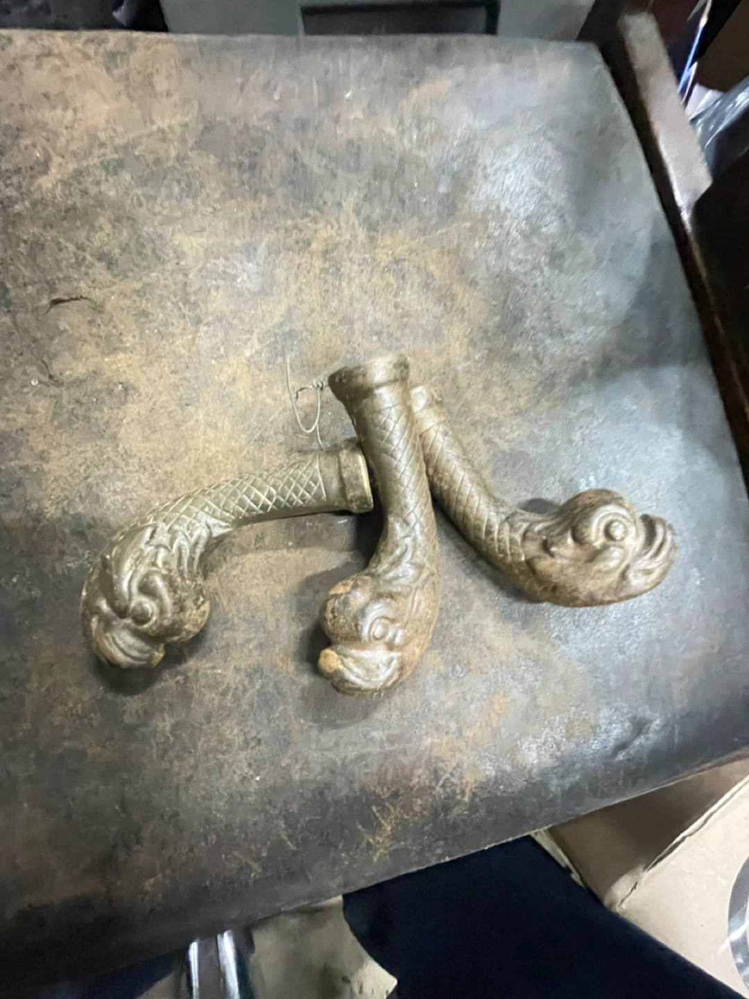 3 Matching Antique Koi Fish Brass Cast Table Leg Feet - photo 2