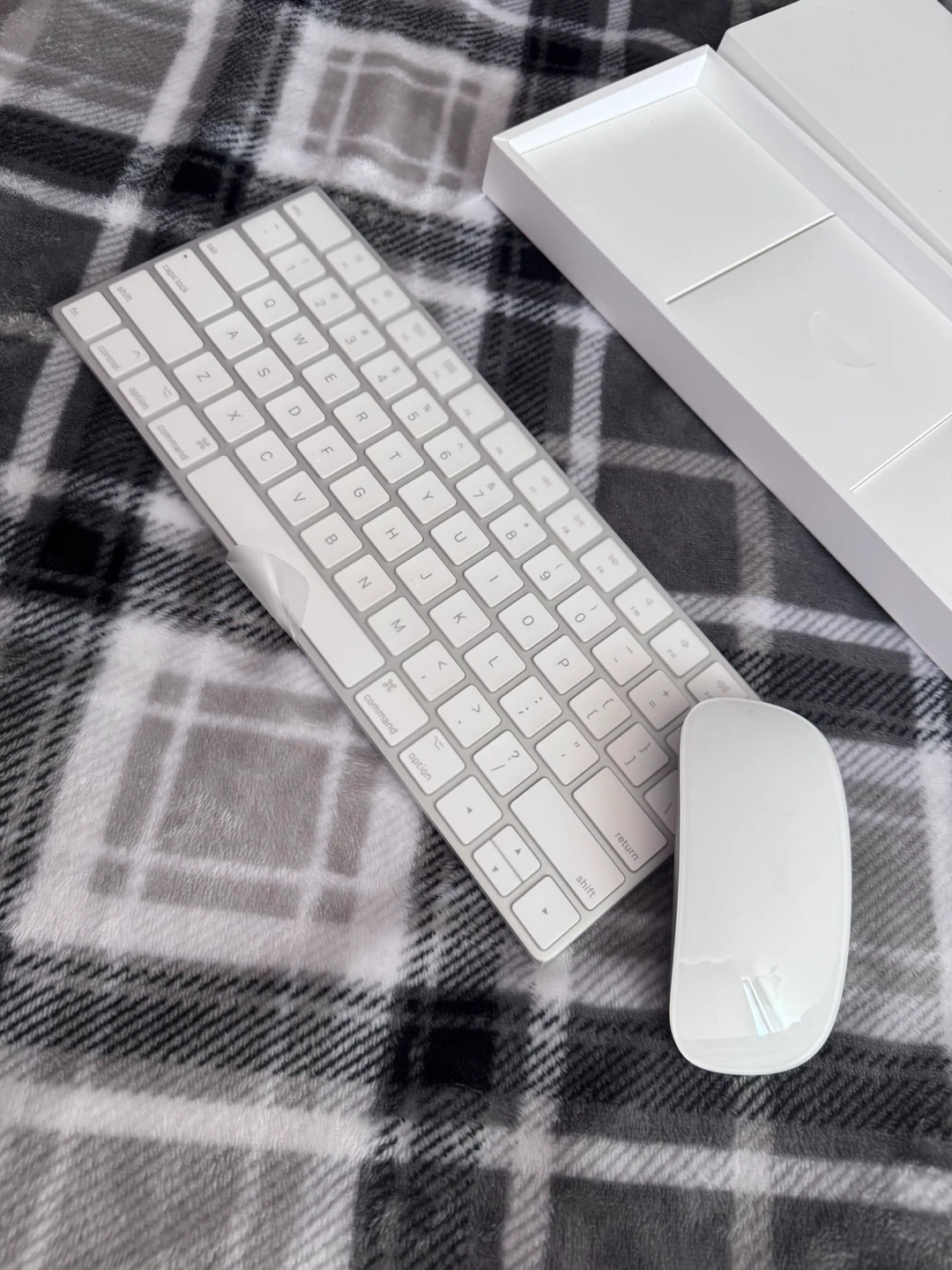 BRAND NEW | Apple Magic Keyboard & Mouse set - photo 2