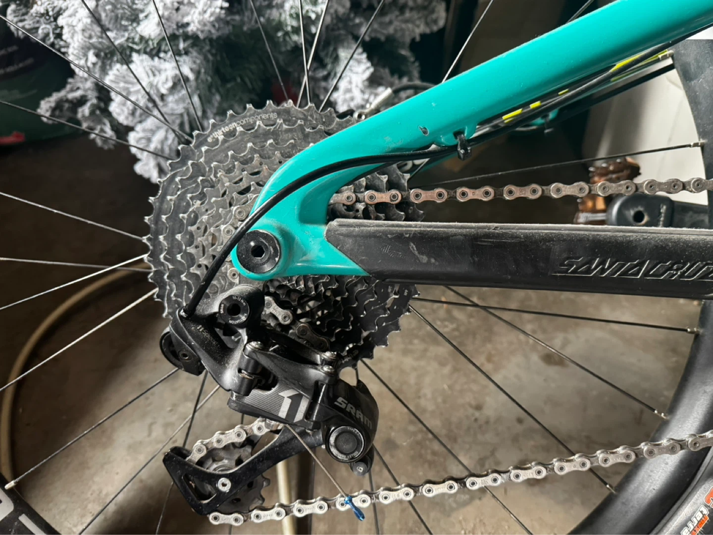 Santa Cruz Bronson Mountain Bike - photo 4