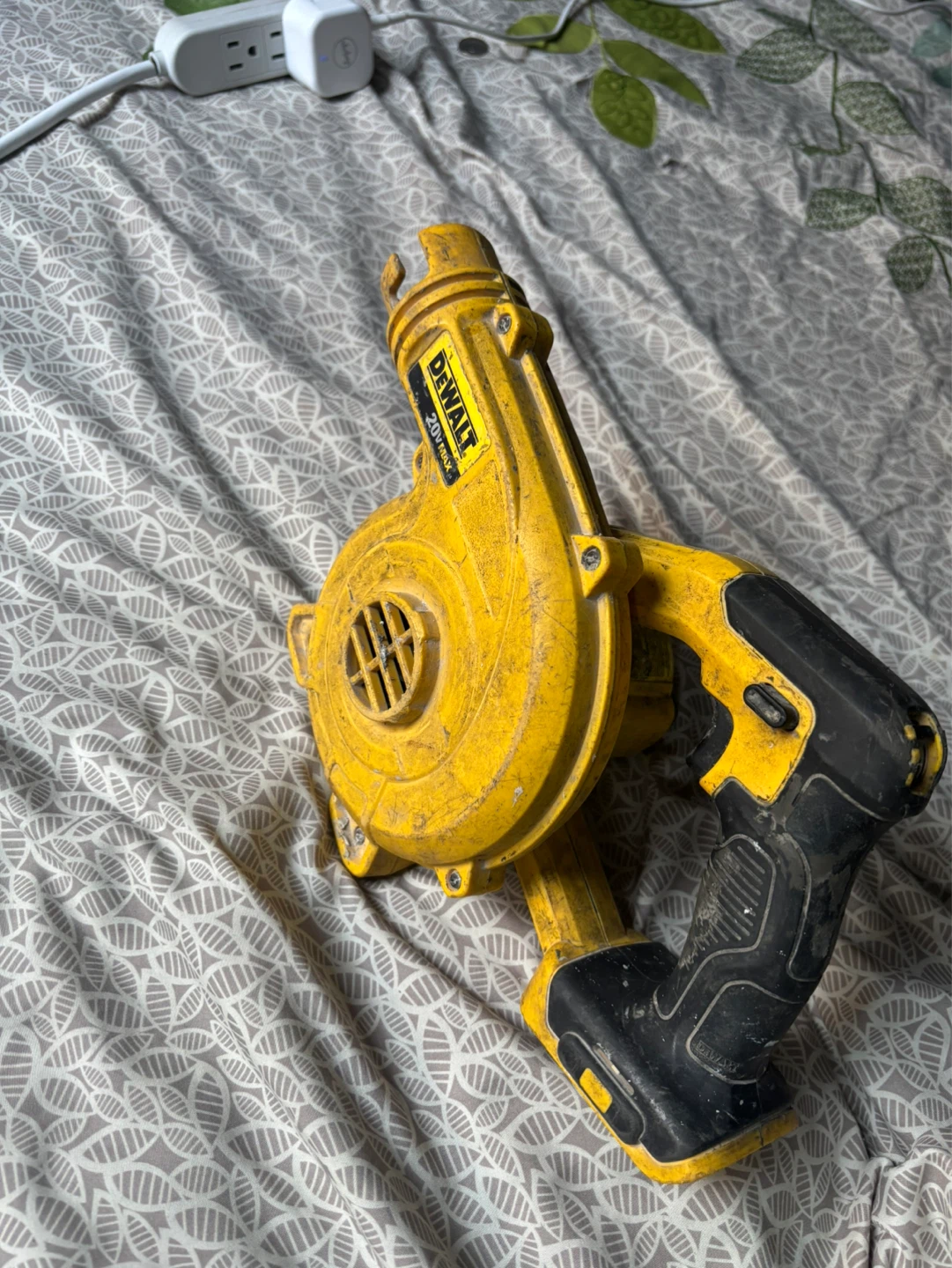 DeWalt 20V MAX Cordless Blower - photo 2