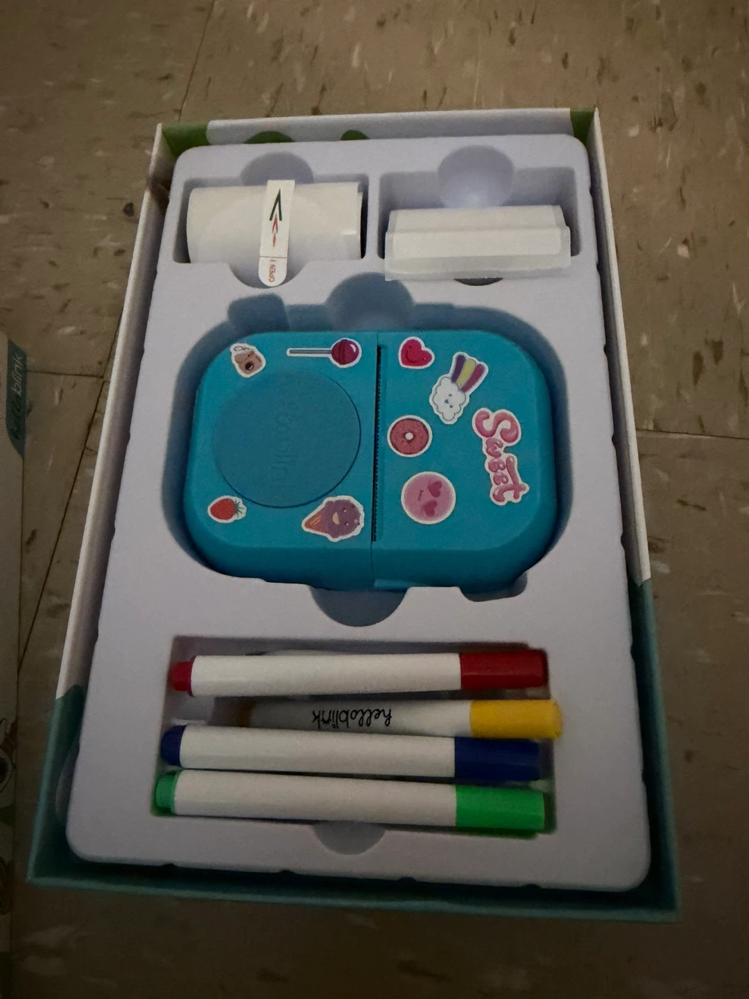HelloBlink Sticker Maker - photo 5