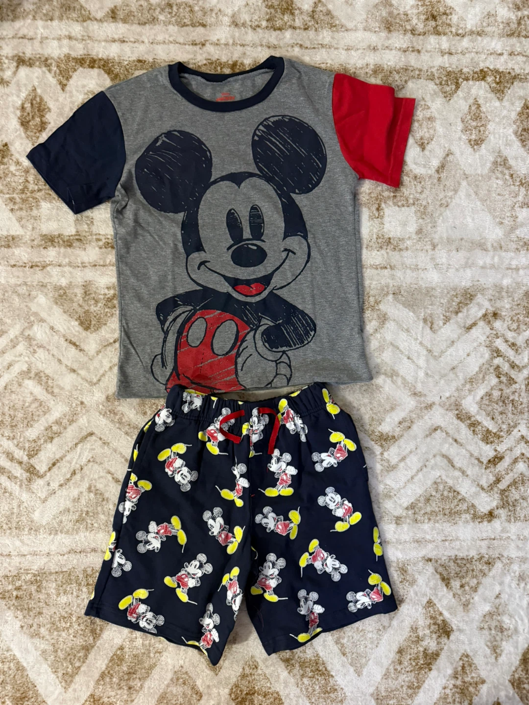 Disney Junior Mickey Mouse T-Shirt and Shorts Set - Size 7-8