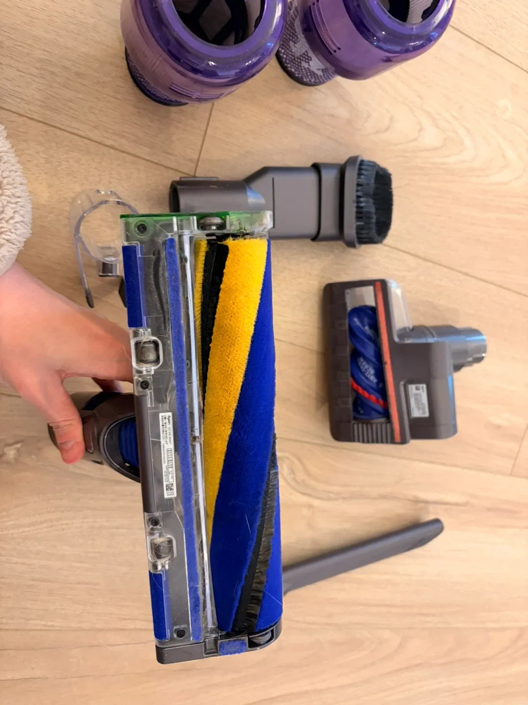 Dyson V12 Accessories Heads filters - photo 3