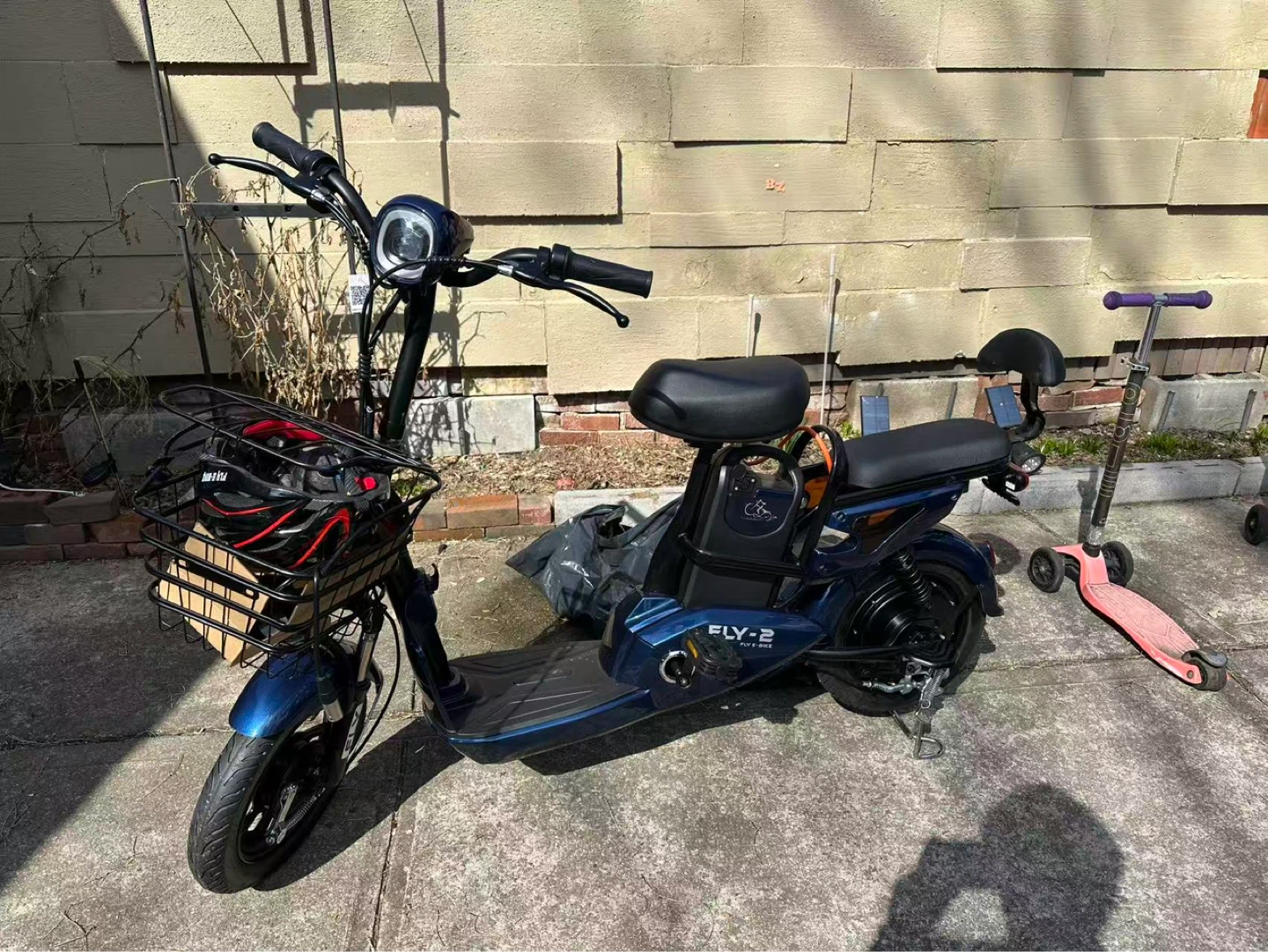 FLY-2 Electric Scooter - photo 2
