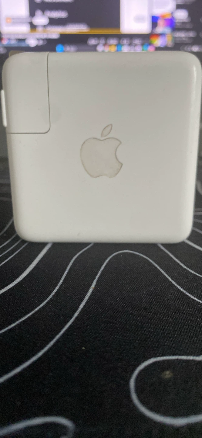 Apple USB-C Power Adapter (pickup only) - photo 2