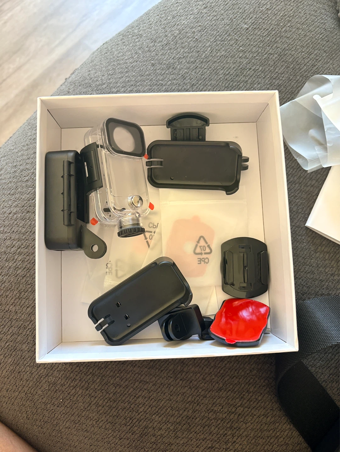 SJCAM C400 Action Camera with accessories - photo 2