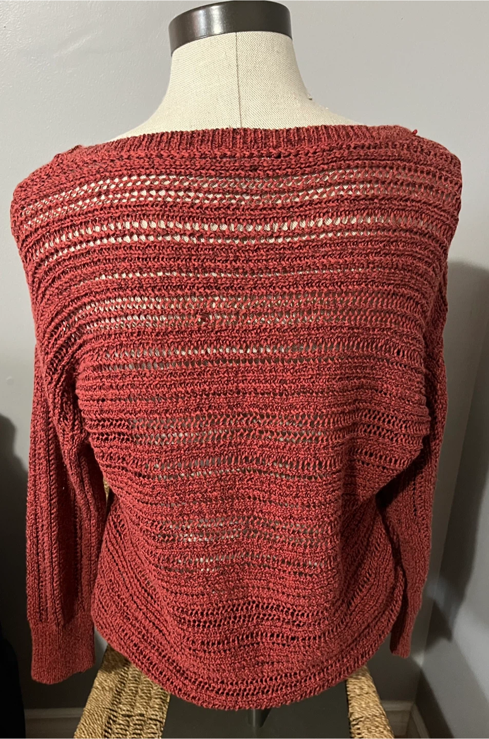 Large Women's Red Knit Sweater - photo 2