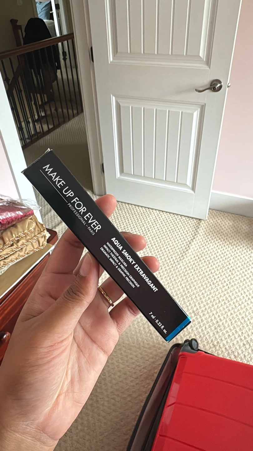 MAKE UP FOR EVER Aqua Smoky Extravagant Waterproof Mascara