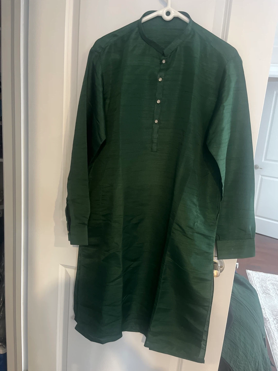 Men's Green Kurta and shalwar