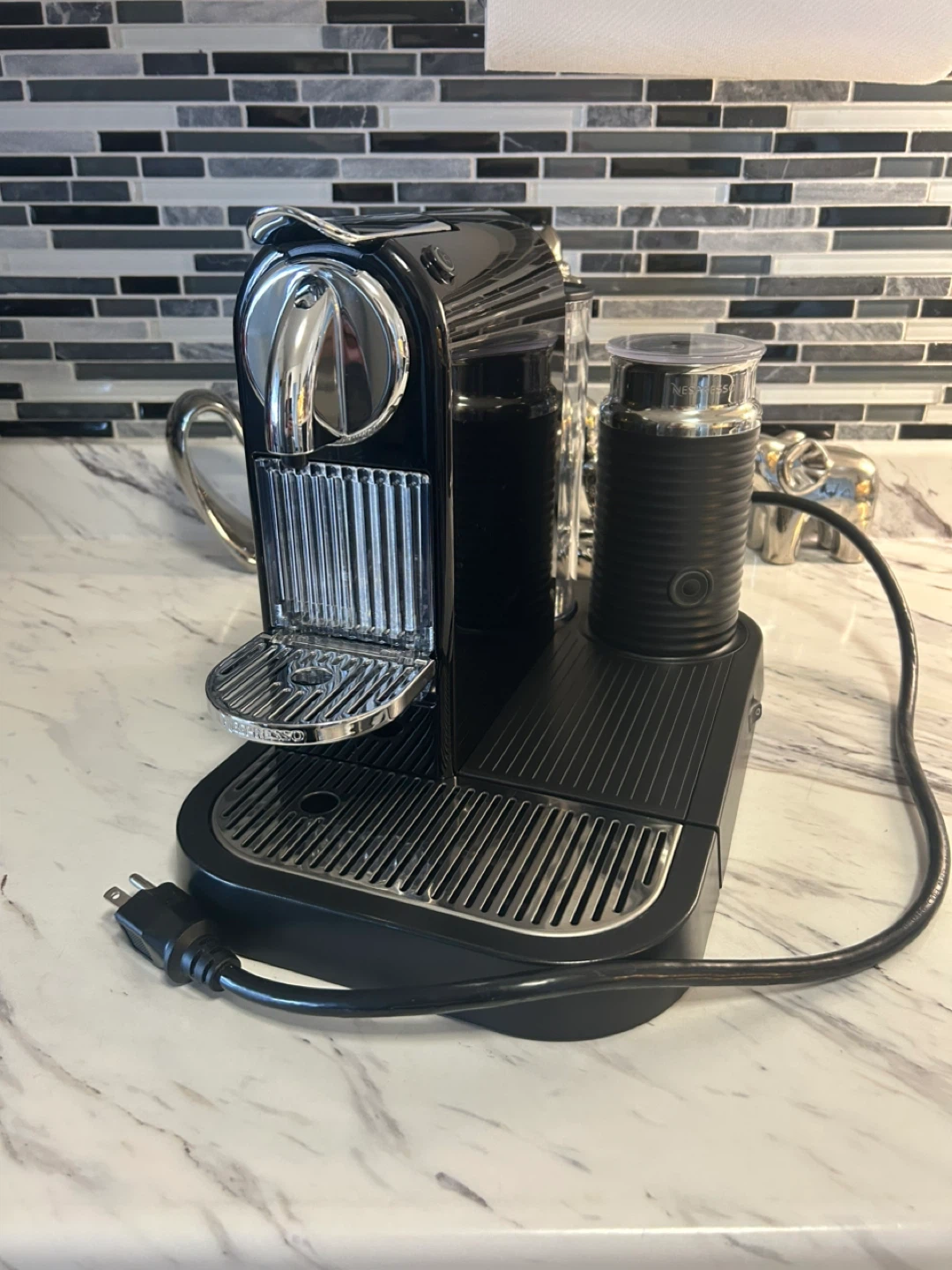 Nespresso VertuoPlus Coffee Machine with Aeroccino Milk Frother