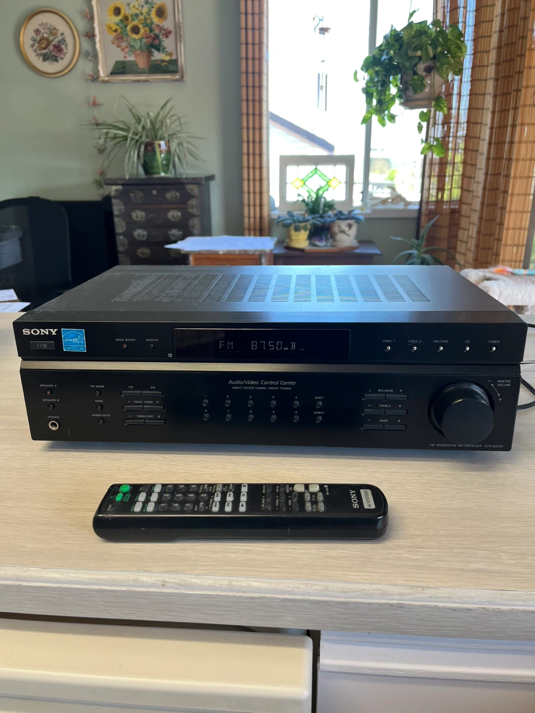 Sony Audio/Video Control Center Receiver STR-DE197